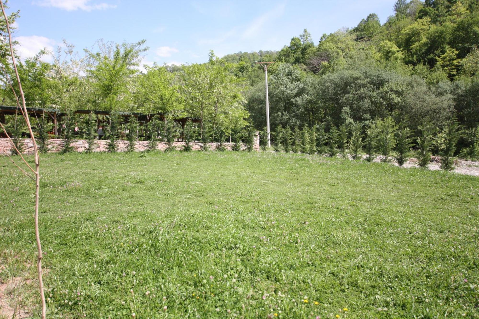 山林小屋 Lugina E Shengjergjit ,bujtinat Tirana